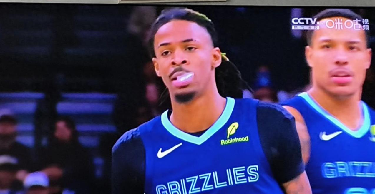 灰熊惊险胜火箭，莫兰特扣篮绝杀(nba灰熊加时险胜勇士 莫兰特30+7)