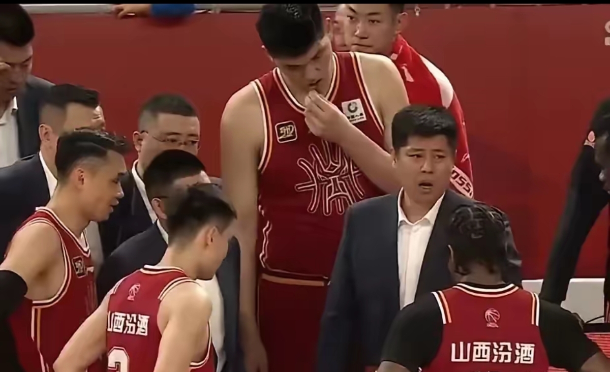 山西队主场胜新疆，掀起主场连胜序曲的简单介绍