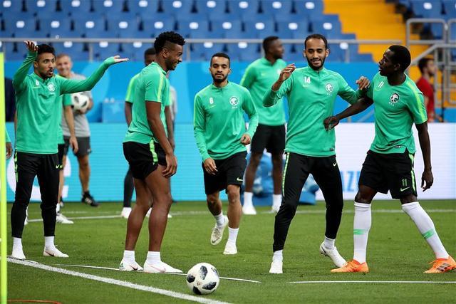 沙特阿拉伯球队火力全开取得胜利