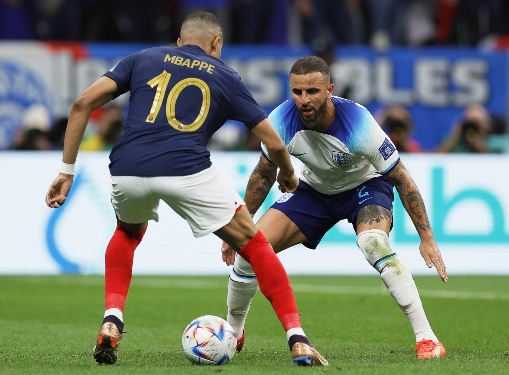 杏彩体育在线登录-球队的防守在比赛中表现抢眼