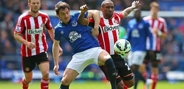 包含伯恩茅斯赢得关键胜利，保级前景一片光明的词条