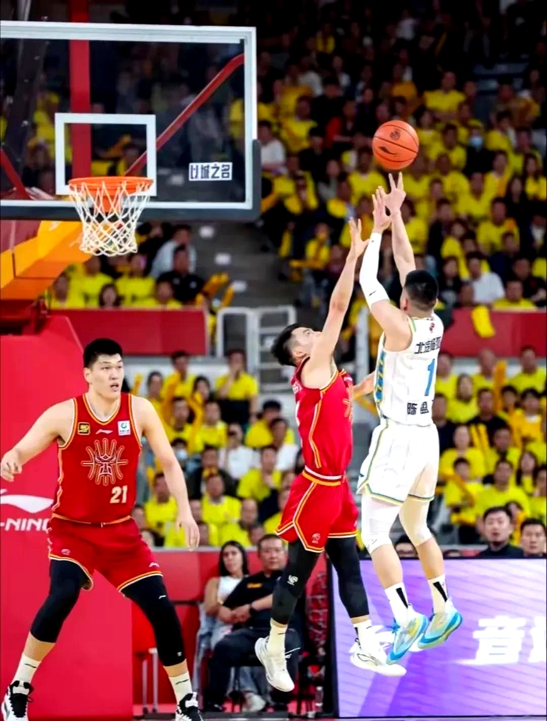 杏彩体育地址-包含辽宁队痛失三连败，队员士气受挫的词条