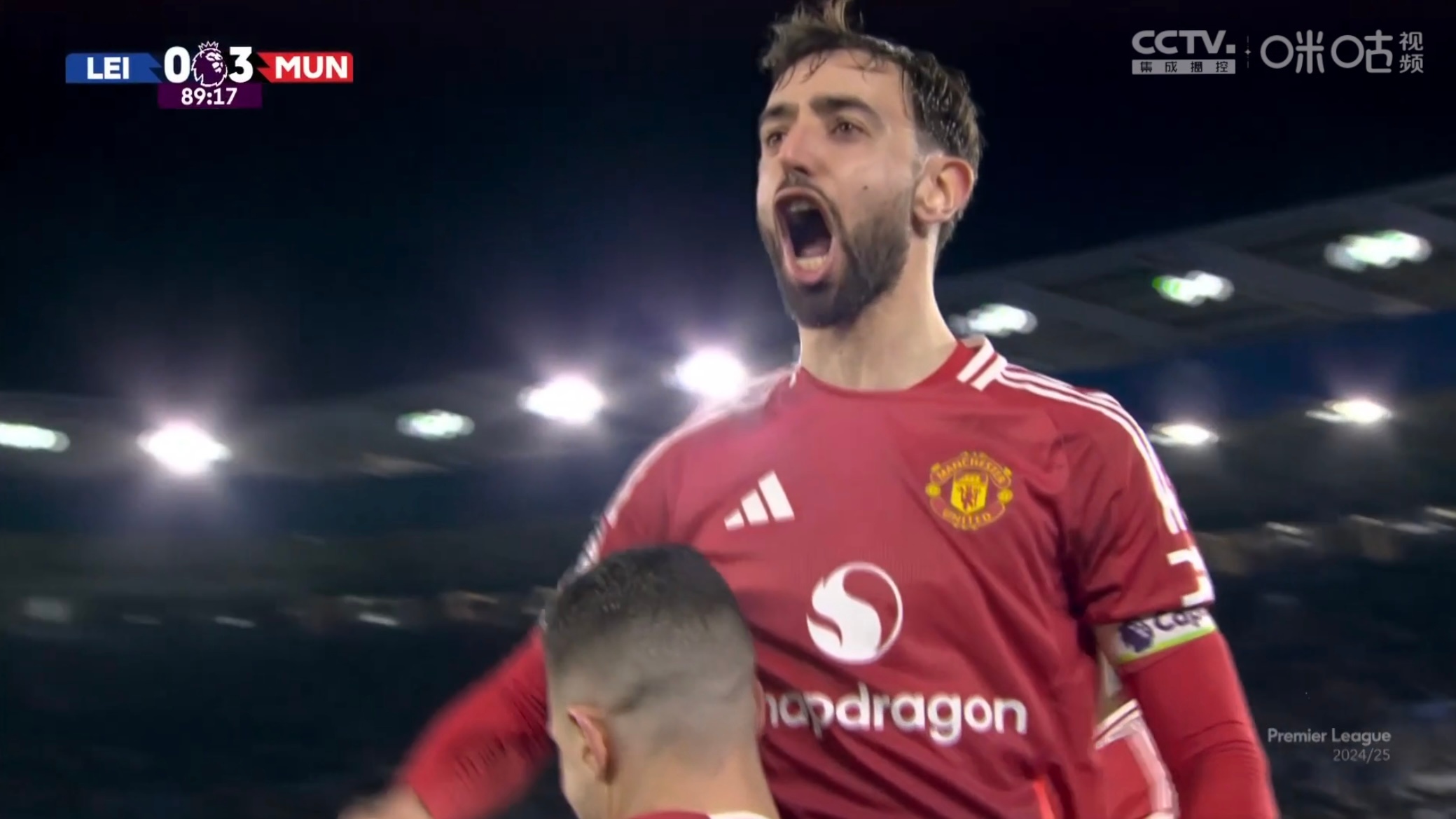 包含莱斯特城爆冷击败曼城，英超格局生变的词条