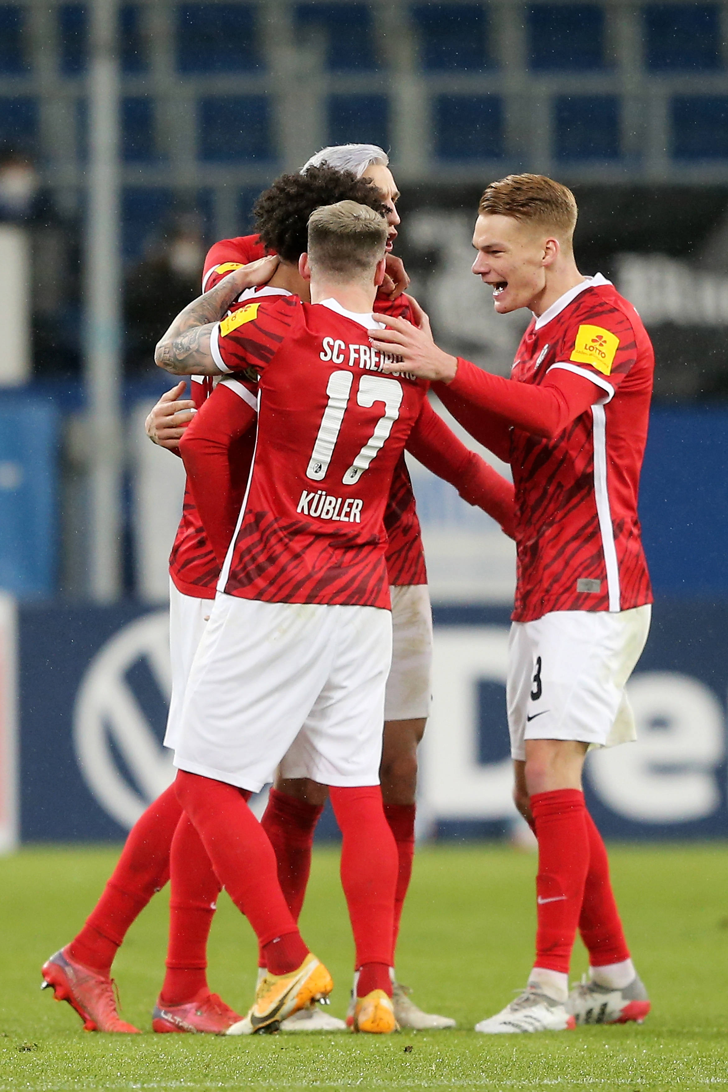 杏彩体育平台-弗赖堡力图逆袭希望战胜德累斯顿的简单介绍