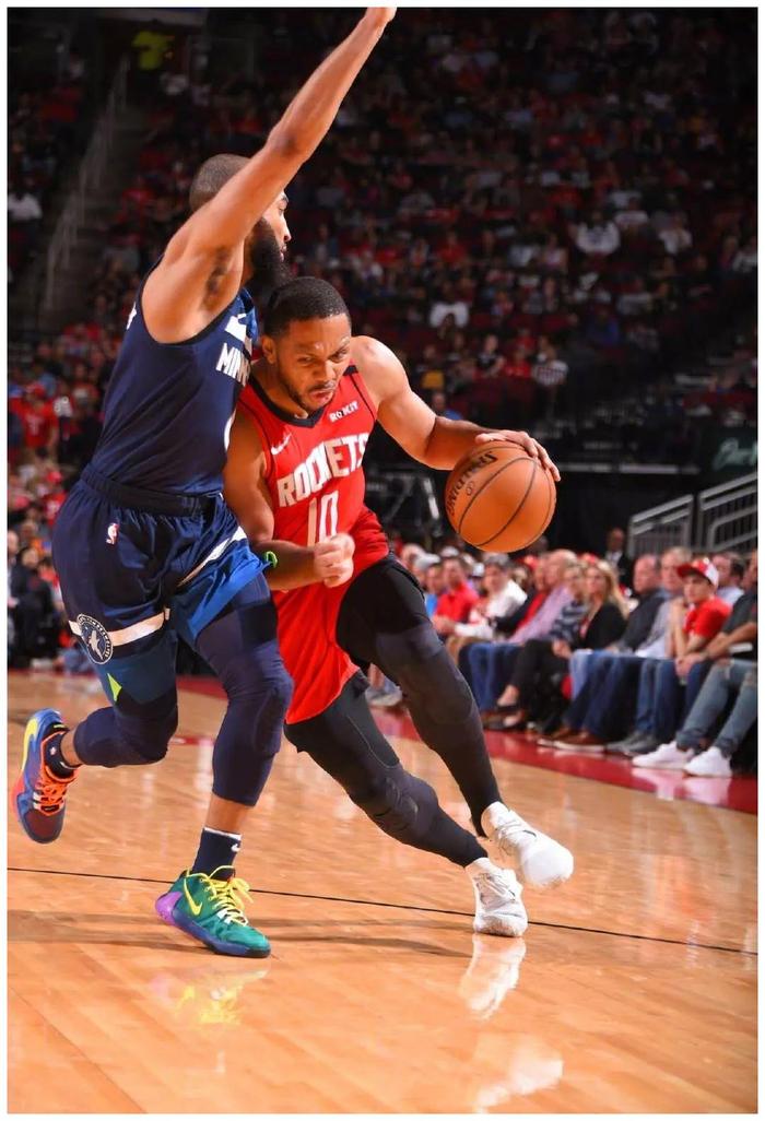 杏彩体育地址-火箭成功赢下对手，举行翻盖致胜成绩吐气扬漏